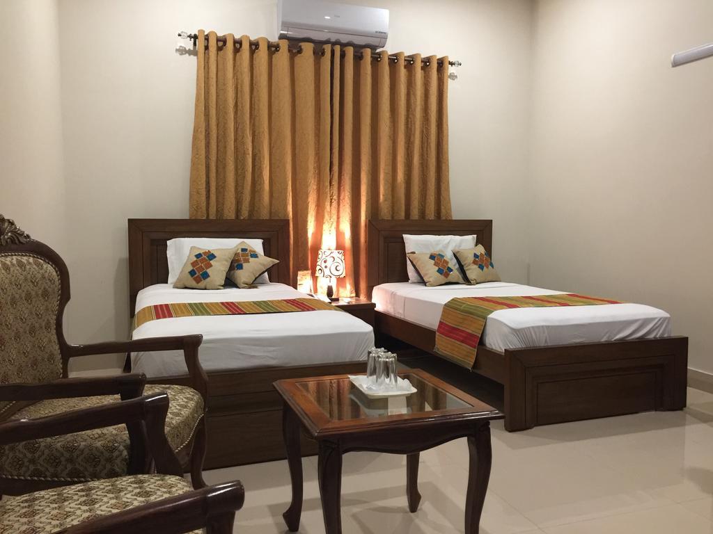 Star Guest House Карачи Екстериор снимка