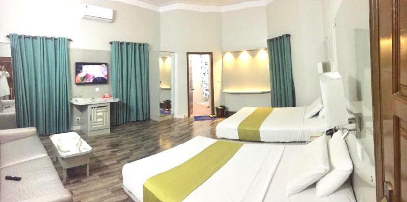 Star Guest House Карачи Екстериор снимка
